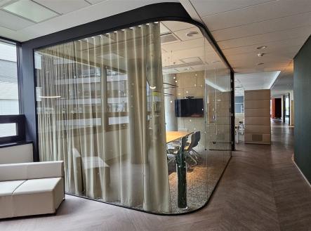 Pronájem kanceláře, 1 794 m²