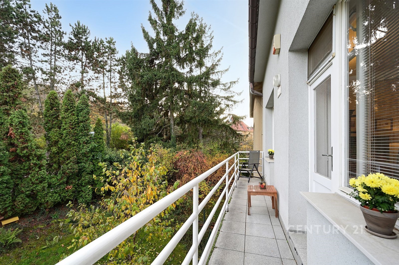 Balkon u obývacího pokoje