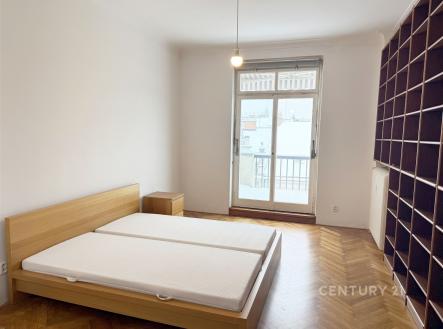 Pronájem bytu, 4+1, 119 m²