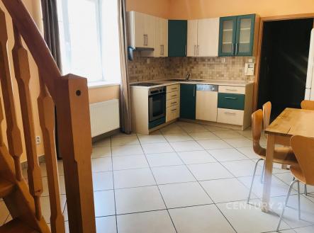 Pronájem bytu, 2+kk, 70 m²