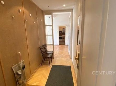 Pronájem bytu, 3+kk, 85 m²