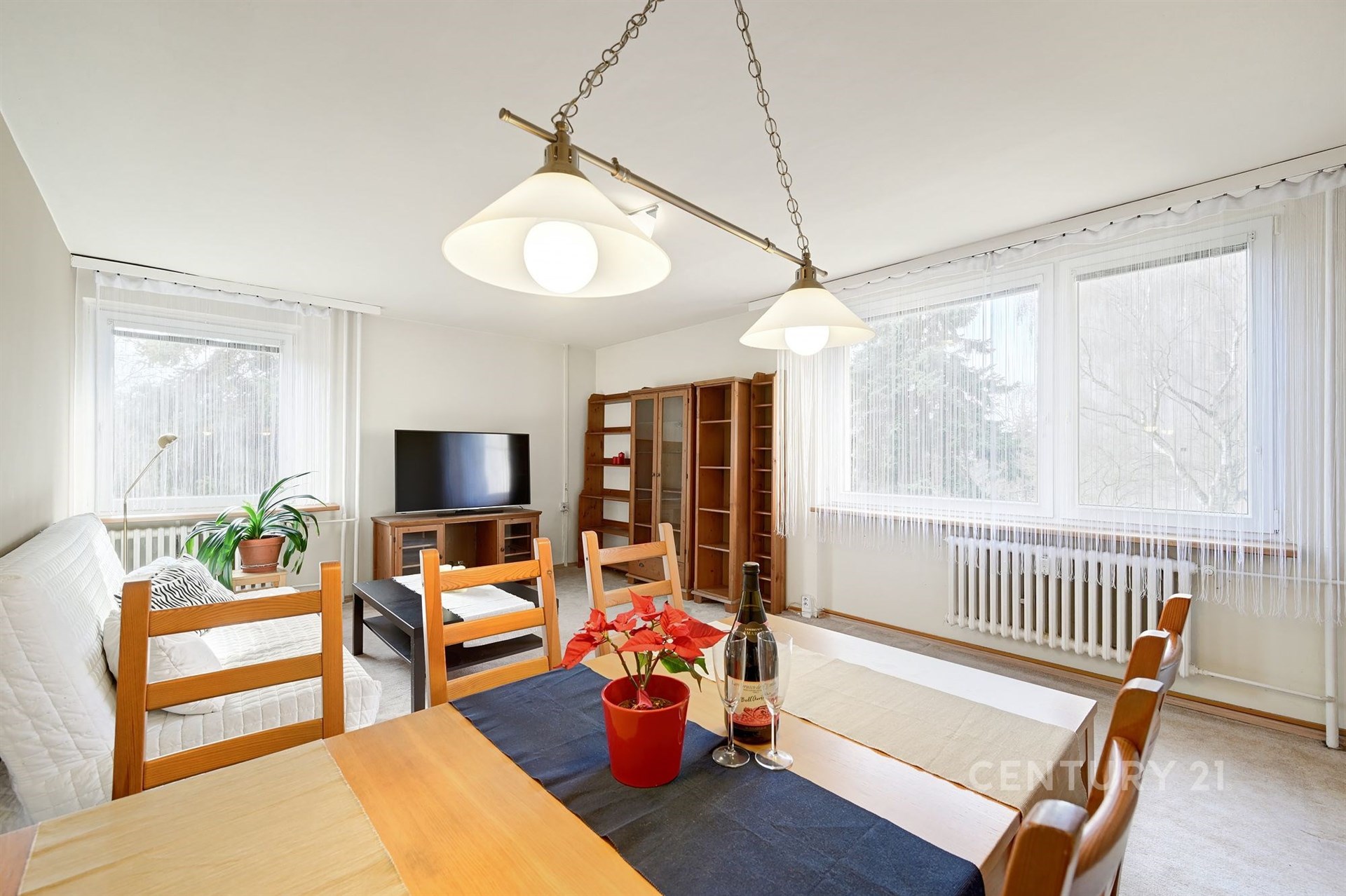 Obývací pokoj s jídelnou