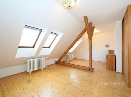 Prodej bytu, 2+1, 104 m²