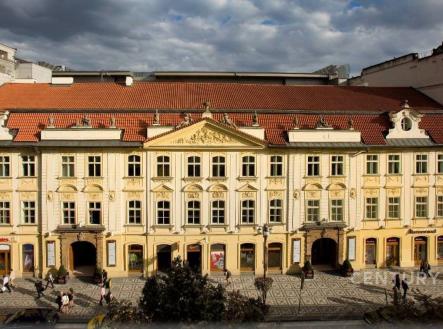 Pronájem kanceláře, 203 m²