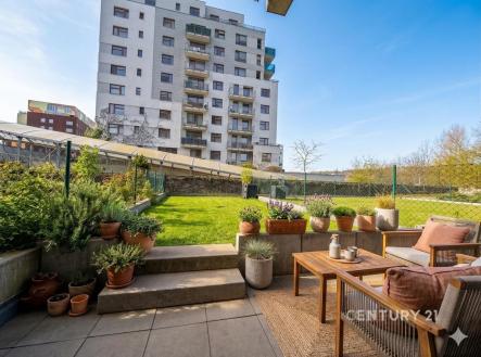 Pronájem bytu, garsoniéra, 40 m²