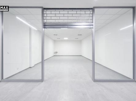 Pronájem - obchodní prostor, 62 m²
