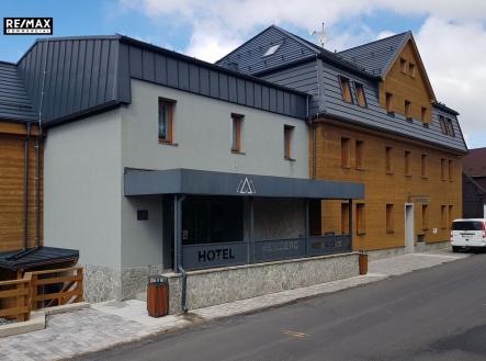 Prodej - hotel, 1 267 m²