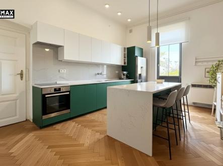 Prodej bytu, 3+1, 140 m²