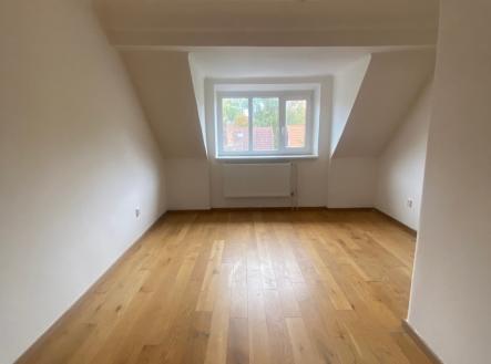 Pronájem bytu, 3+kk, 96 m²