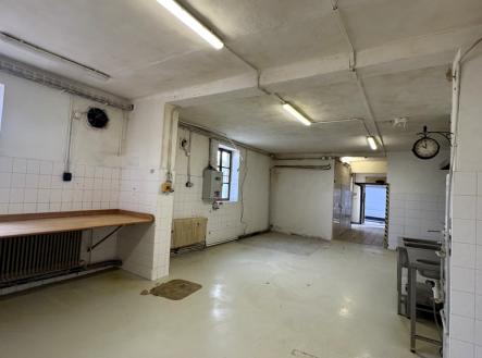 Pronájem obchodní prostory, 159 m²
