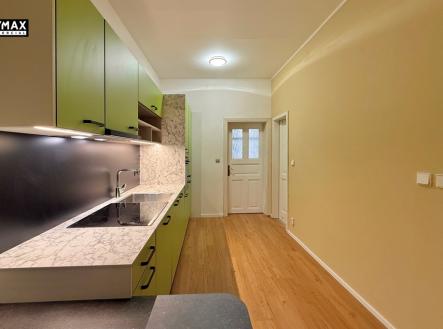 Pronájem bytu, 2+1, 66 m²