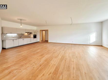 Pronájem kanceláře, 100 m²