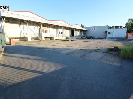 Pronájem výrobní prostor, 2 804 m²