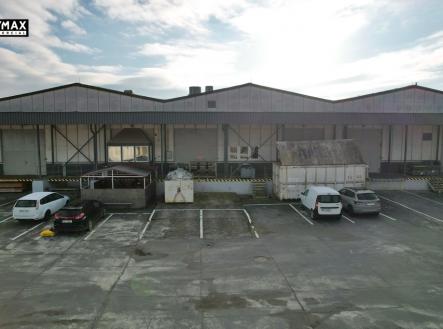 Pronájem skladovací prostor, 2 804 m²
