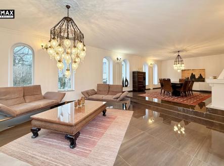Prodej domu/vily, 355 m²
