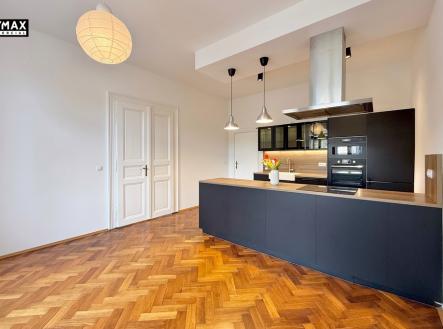 Prodej bytu, 4+kk, 100 m²