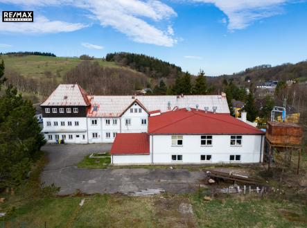 Prodej výrobní prostory, 1 363 m²