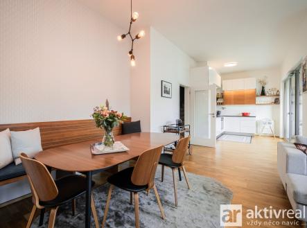 Pronájem bytu, 4+kk, 179 m²