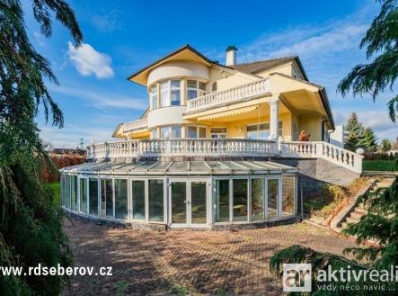 Prodej domu/vily, 1 093 m²