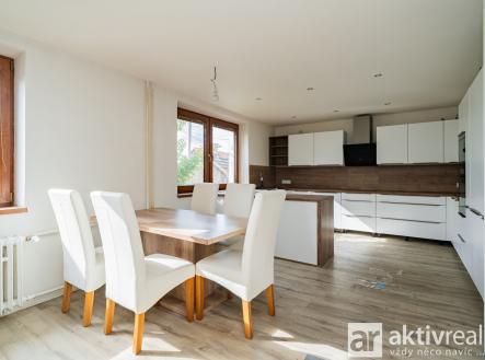 Prodej domu/vily, 231 m²