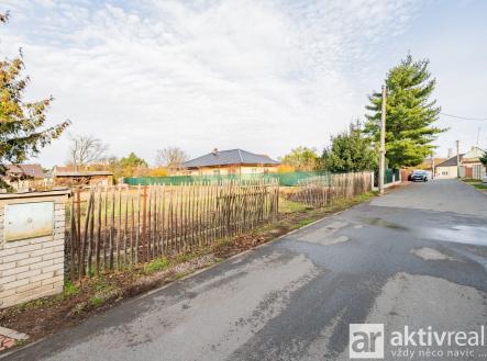 Prodej pozemku pro bydlení, 927 m²