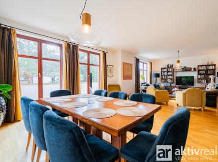 Pronájem bytu, 5+kk, 218 m²