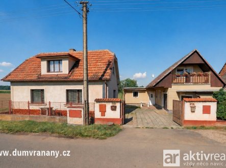 Prodej 2 domů, 5+kk, 223 m² a 2+1, 60 m2, pozemek 1 152 m2, Vraňany