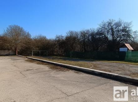 Pronájem pozemku pro komerční výstavbu, 2 500 m²