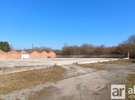 Pronájem pozemku pro komerční výstavbu, 2 500 m²