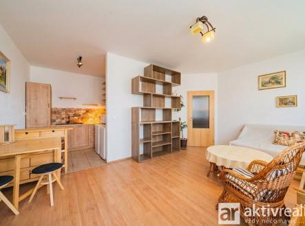 Prodej bytu, 3+kk, 77 m²