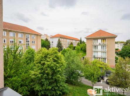 Byt Neratovice Čtvercová 870 (25)