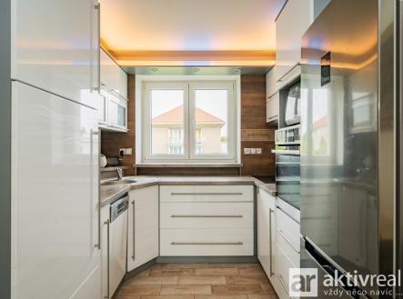 Prodej bytu, 2+1, 60 m²
