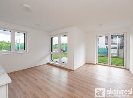 Pronájem bytu, 1+kk, 40 m²