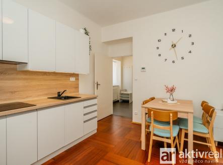 Pronájem bytu, 2+kk, 38 m²
