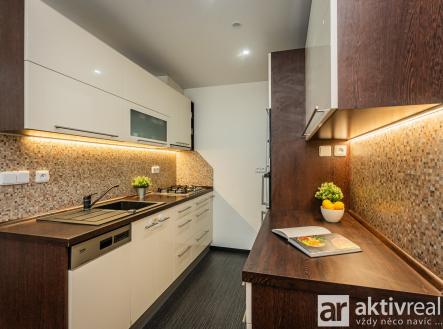 Pronájem bytu, 2+kk, 47 m²