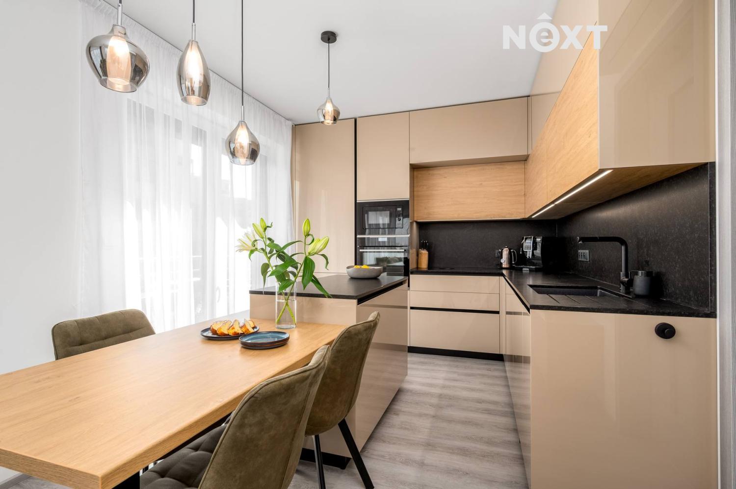 Prodej byt 3+kk, 68㎡