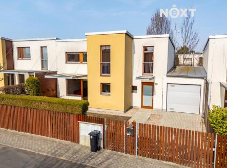 Pronájem domu/vily, 124 m²