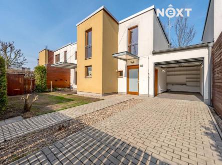 Pronájem domu/vily, 124 m²