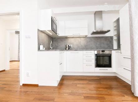 Pronájem bytu, 3+kk, 66 m²