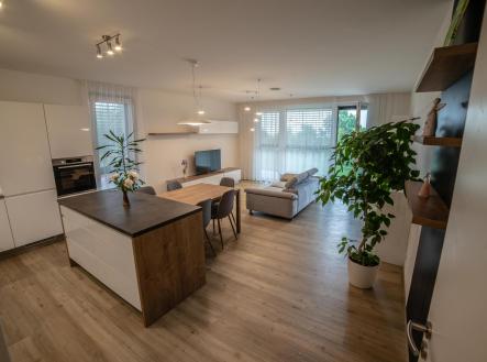 Pronájem bytu, 3+kk, 122 m²
