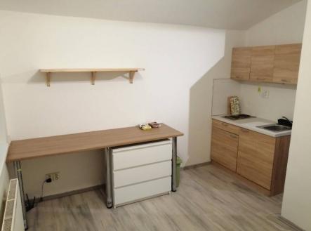 Pronájem bytu, 1+kk, 32 m²