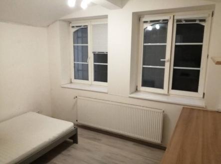 Pronájem bytu, 1+kk, 30 m²