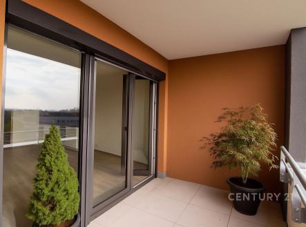 Pronájem bytu, 1+kk, 40 m²