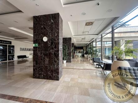 Pronájem kanceláře, 155 m²