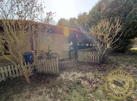 Prodej pozemku pro bydlení, 1 825 m²