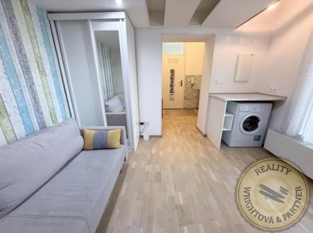 Prodej bytu, 1+kk, 29 m²