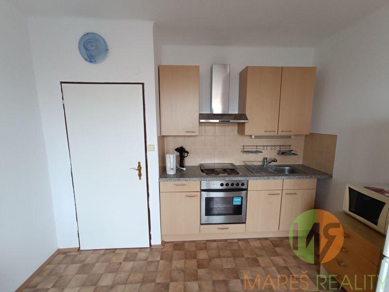 Pronájem bytu 1+1, 42m2, centrum