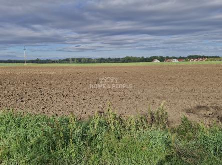 Prodej pozemku pro komerční výstavbu, 12 361 m²