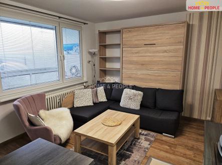 Pronájem bytu, 1+kk, 34 m²