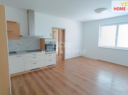 Pronájem bytu, 1+kk, 37 m²